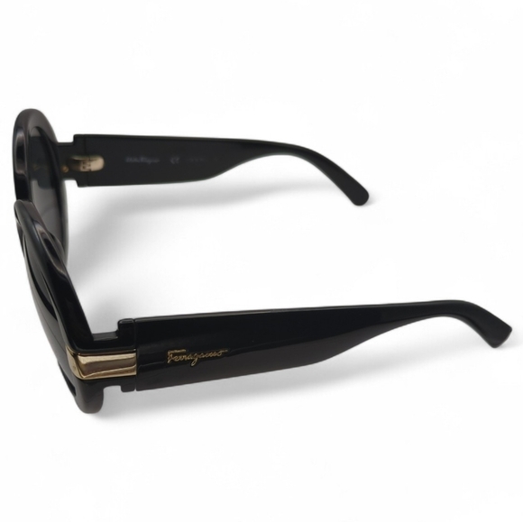 Salvatore Ferragamo Black Oval Sunglasses Excellent Used Condition - Picture 3 of 6